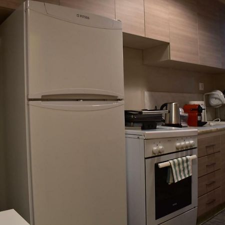 Chic Central Apartment In Evangelismos Metro Station Atena Exterior foto