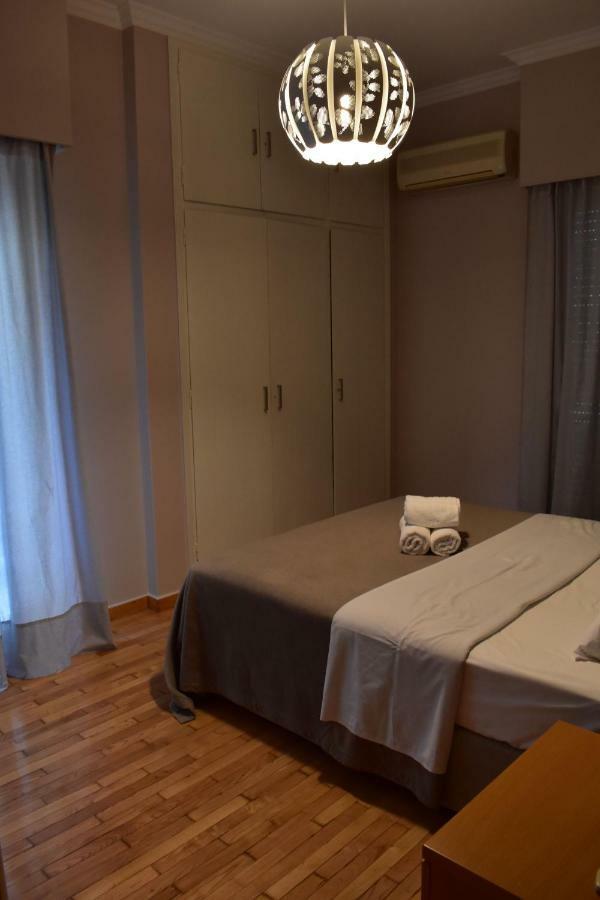 Chic Central Apartment In Evangelismos Metro Station Atena Exterior foto