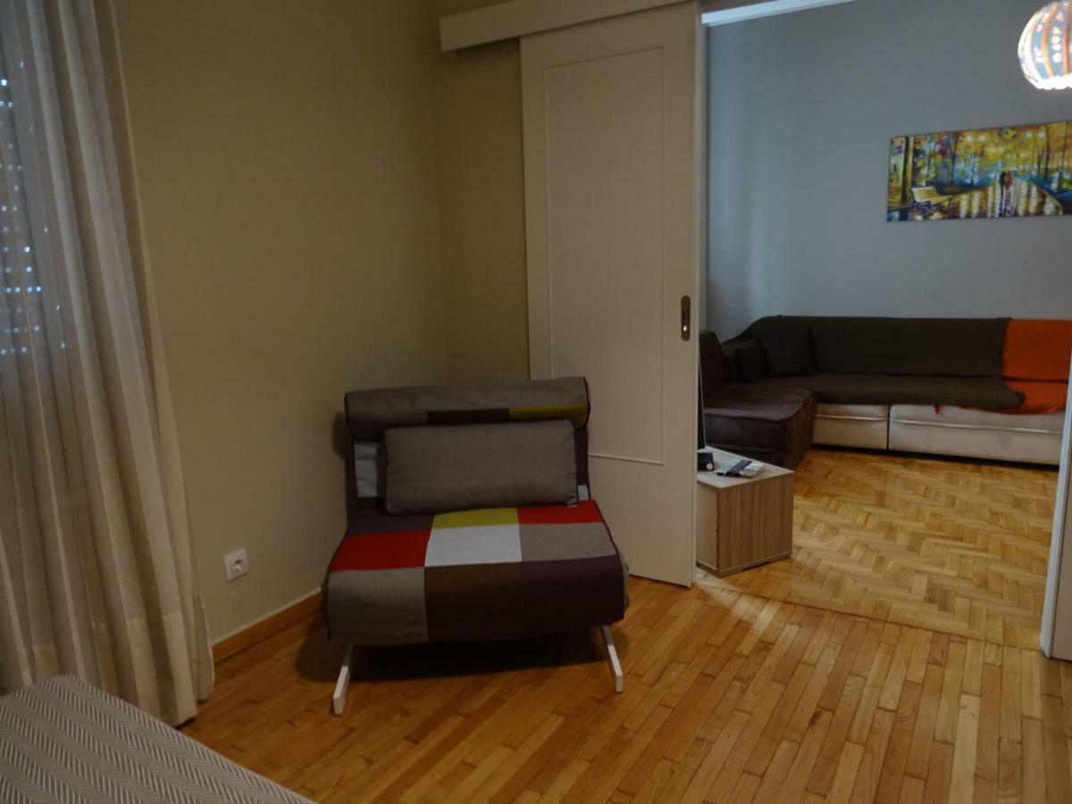 Chic Central Apartment In Evangelismos Metro Station Atena Exterior foto