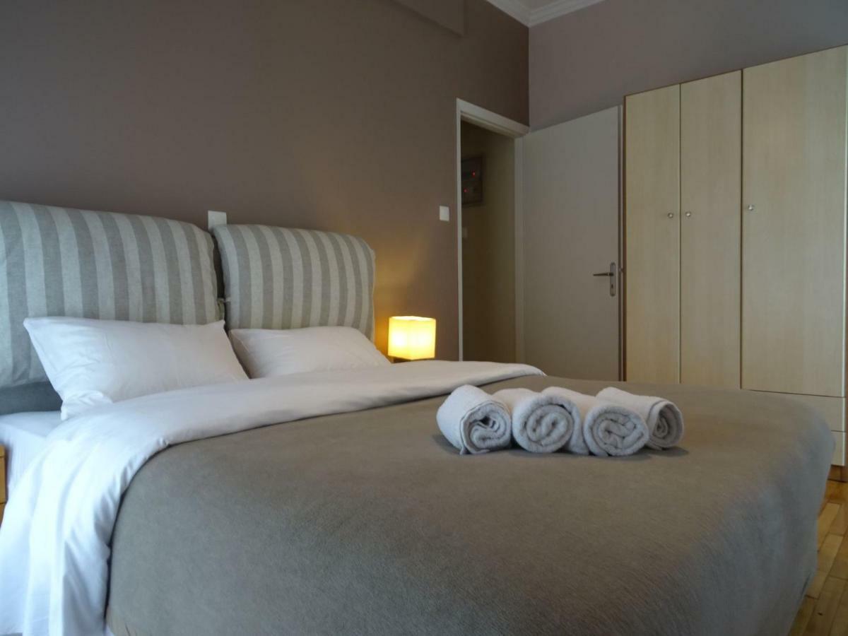 Chic Central Apartment In Evangelismos Metro Station Atena Exterior foto