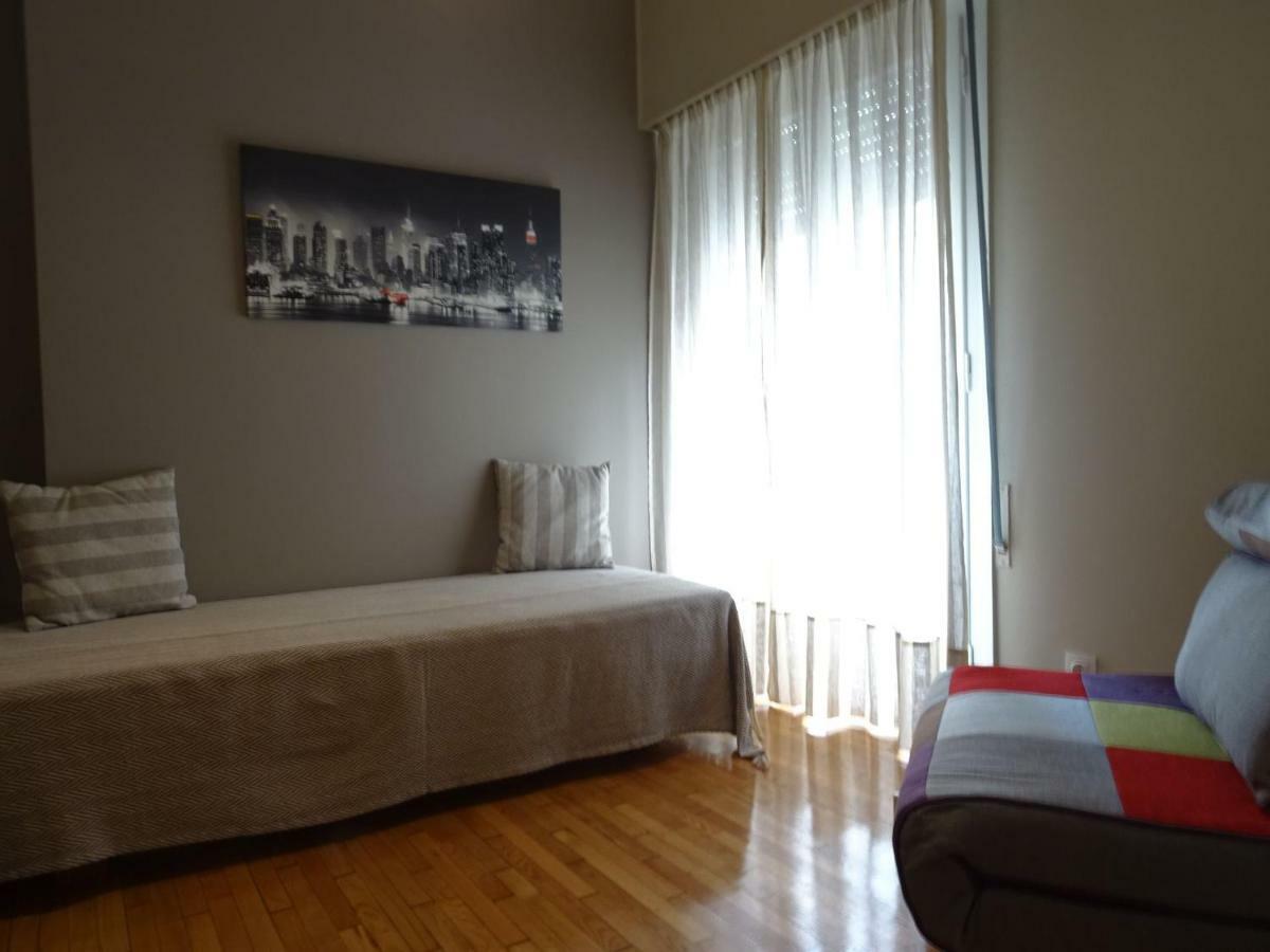 Chic Central Apartment In Evangelismos Metro Station Atena Exterior foto